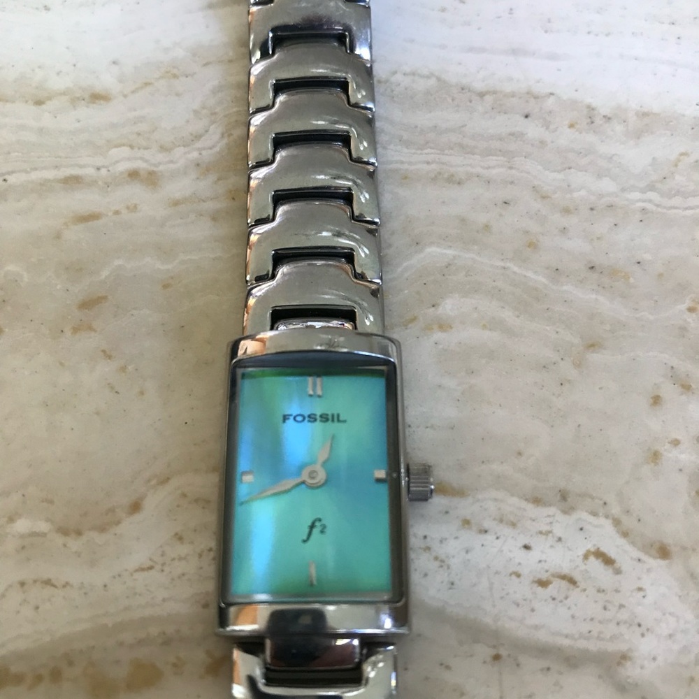 GORGEOUS FOSSIL STAINLESS STEEL WATCH - Picture 8 of 10